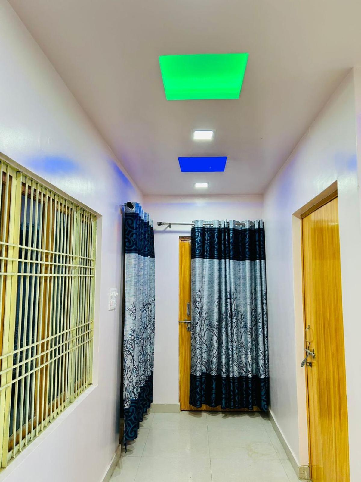 Smart Stays - Mmmut College - Gkp Airport Gorakhpur Exterior photo